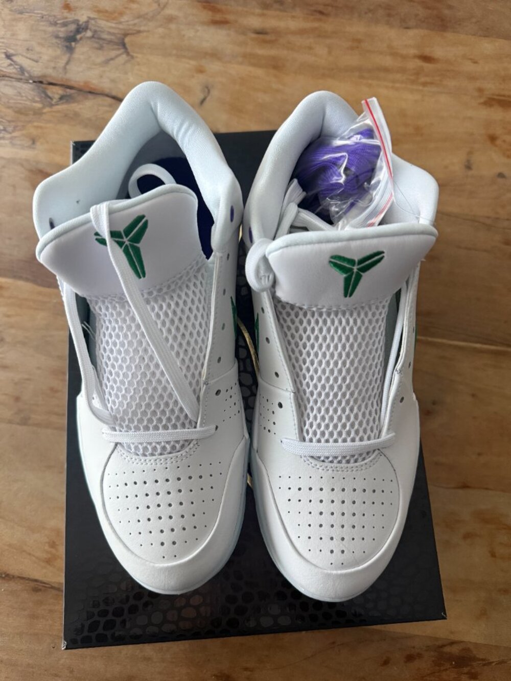 Nike Kobe 4 Proto Draft Day Pack Milwaukee Bucks - Size 9 - Picture 6 of 16